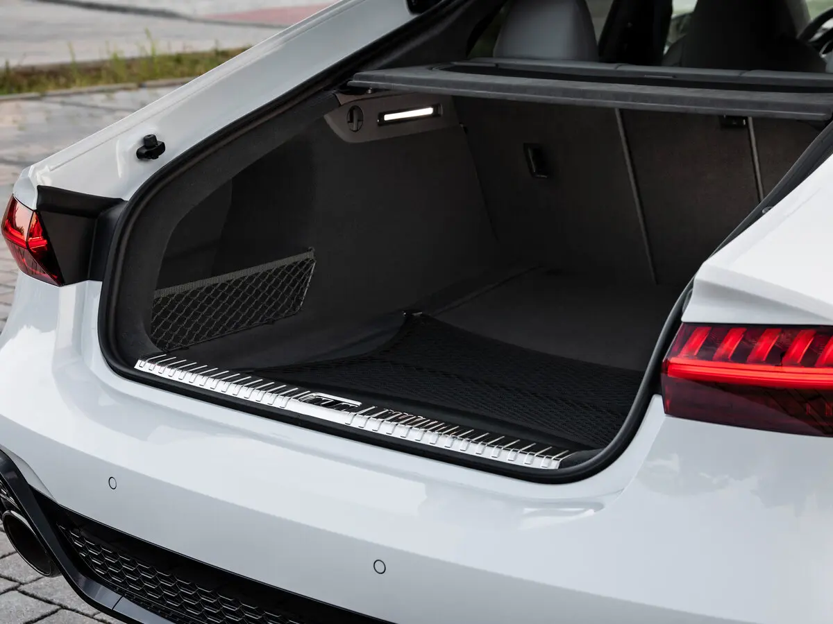 Audi RS 7 II (4K) Лифтбек — сүрөт 13