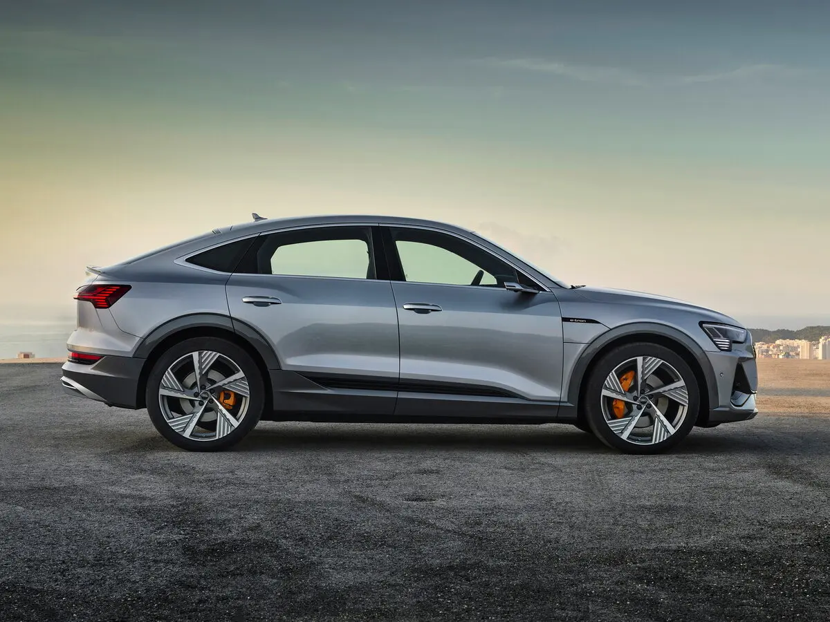 Audi e-tron Sportback I Внедорожник 5 дв. — сүрөт 2