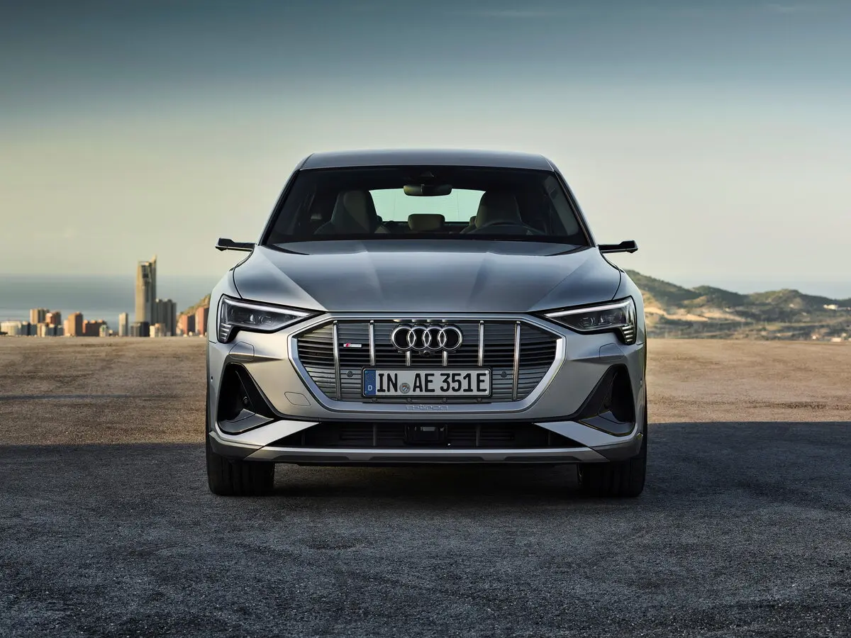 Audi e-tron Sportback I Внедорожник 5 дв. — сүрөт 3