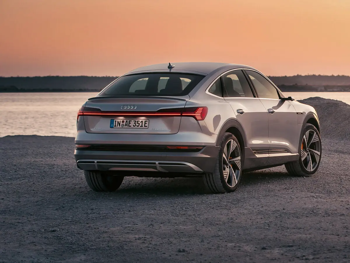 Audi e-tron Sportback I Внедорожник 5 дв. — сүрөт 4