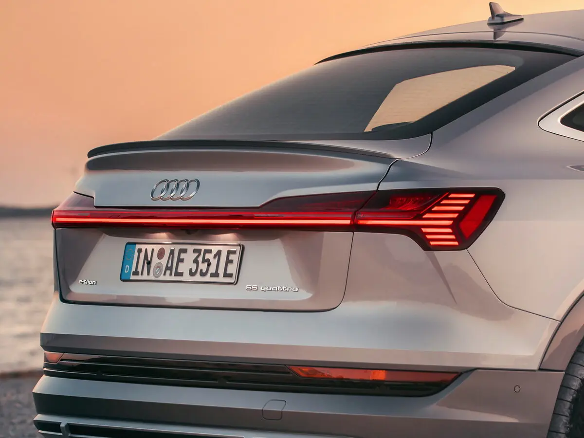 Audi e-tron Sportback I Внедорожник 5 дв. — сүрөт 14
