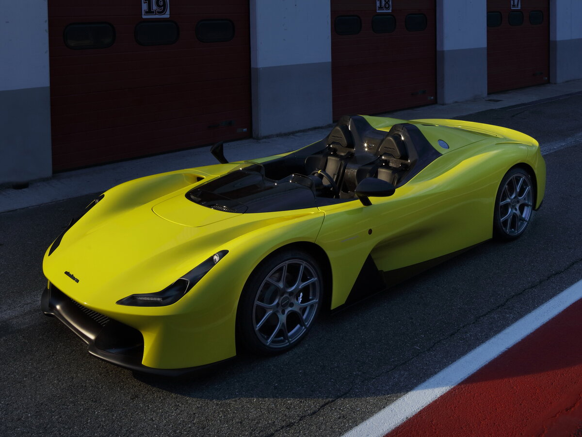 Dallara Stradale 2017 – н.в.