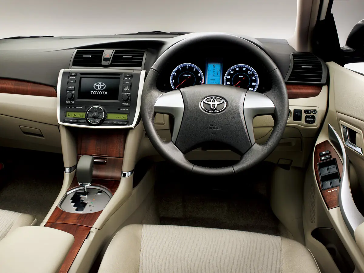 Toyota Premio II (T26) Рестайлинг Седан — сүрөт 2