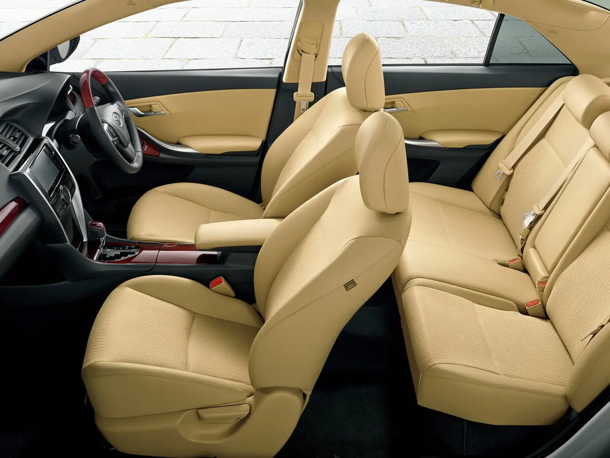 Toyota Premio II (T26) Рестайлинг 2 Седан — сүрөт 4