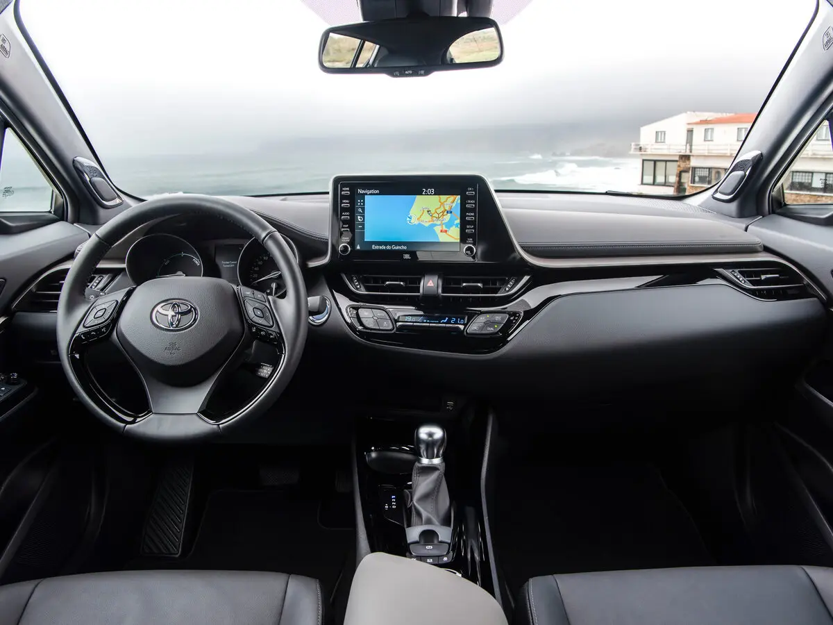 Toyota C-HR I Рестайлинг Внедорожник 5 дв. — сүрөт 6