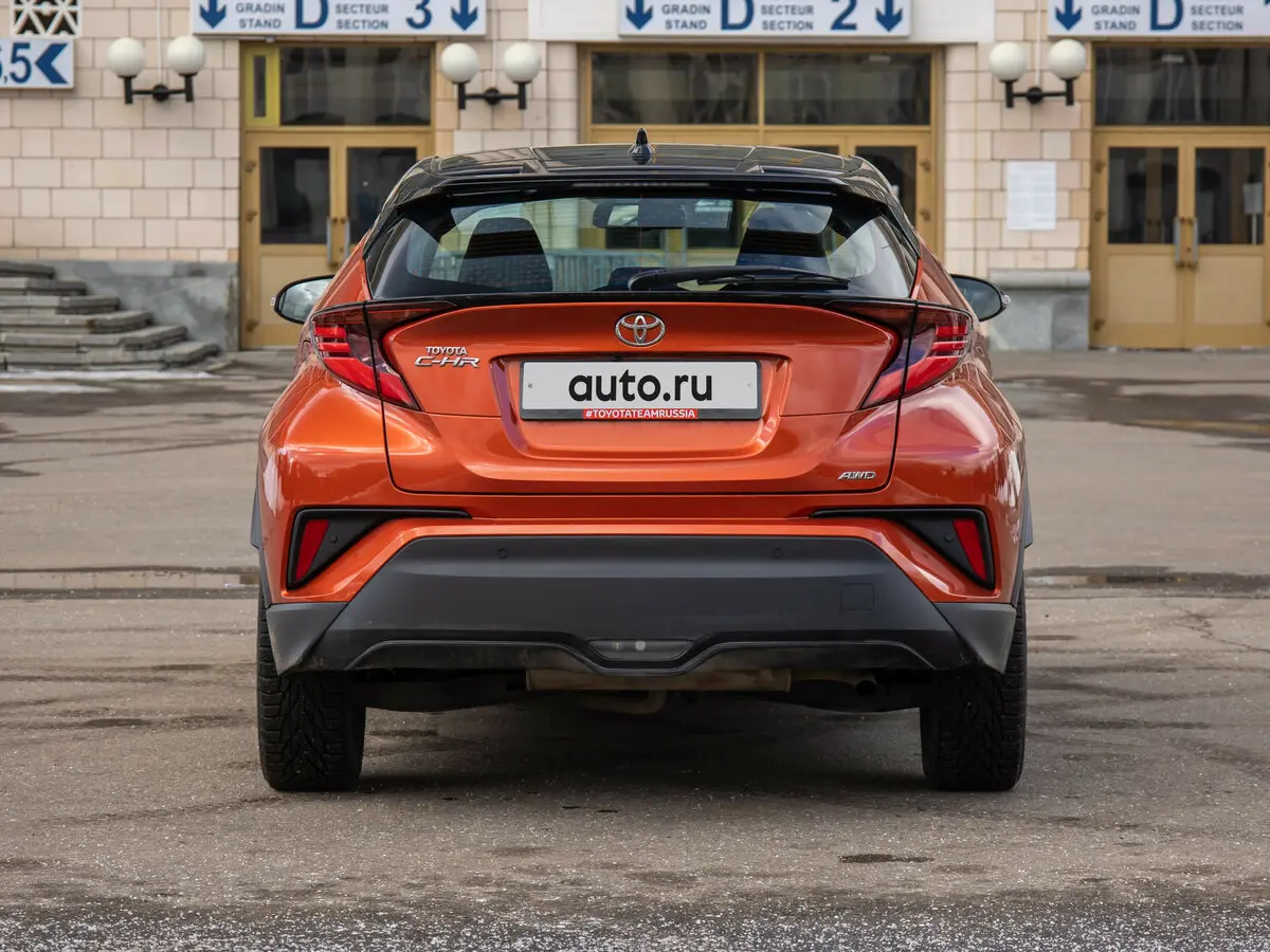 Toyota C-HR I Рестайлинг Внедорожник 5 дв. — сүрөт 20