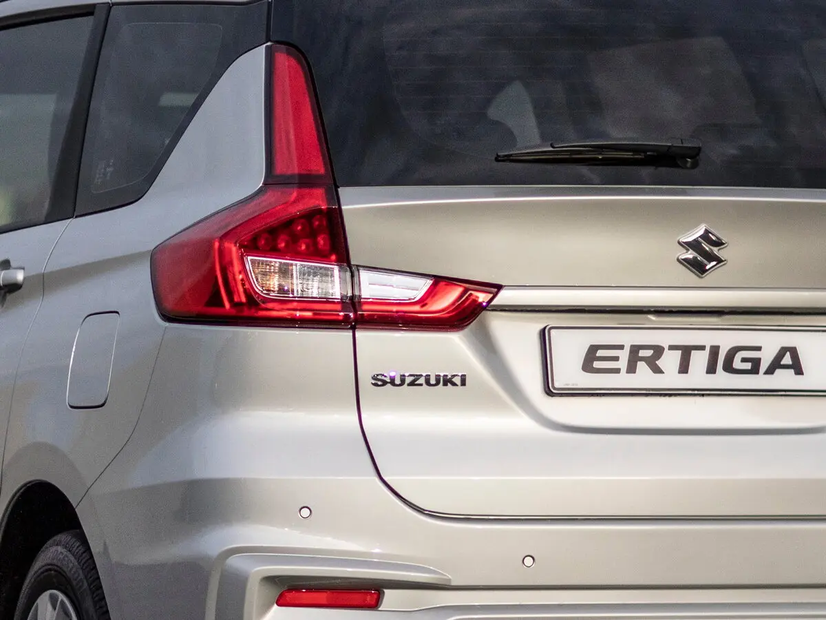 Suzuki Ertiga II Компактвэн — сүрөт 12