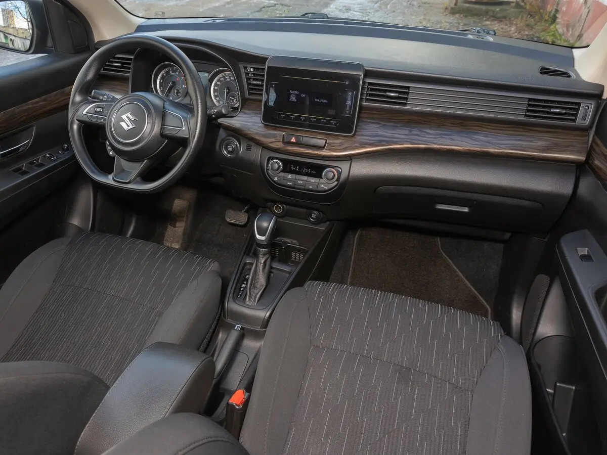 Suzuki Ertiga II Компактвэн — сүрөт 18