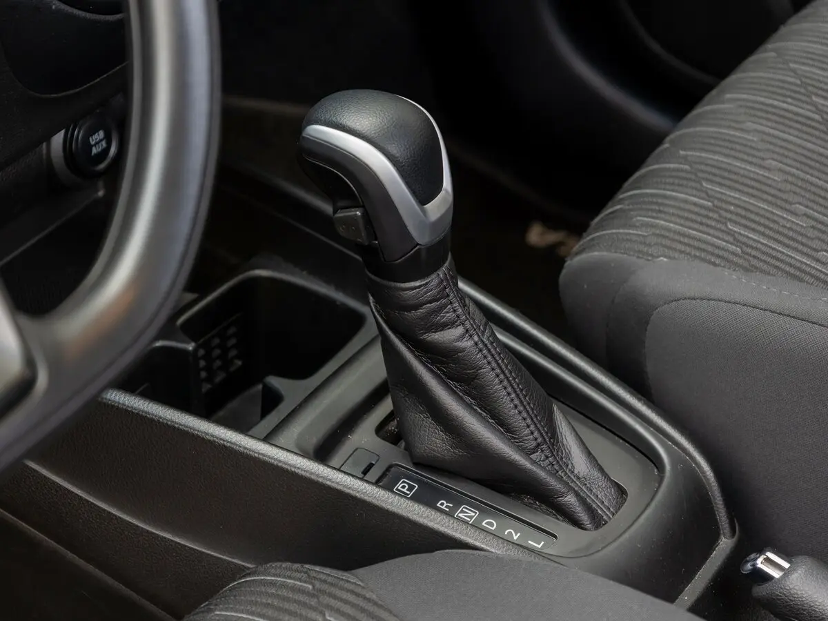 Suzuki Ertiga II Компактвэн — сүрөт 25