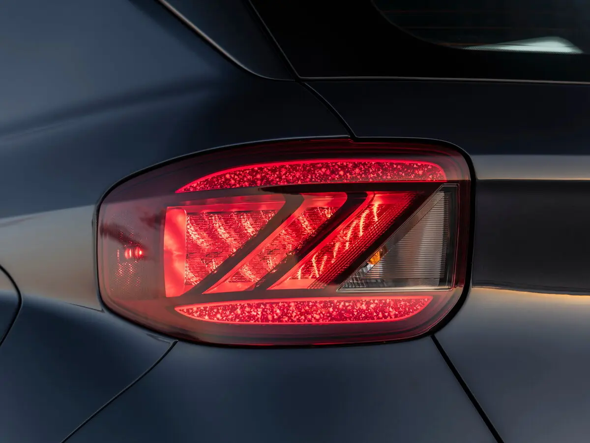 Hyundai Venue I Внедорожник 5 дв. — сүрөт 13