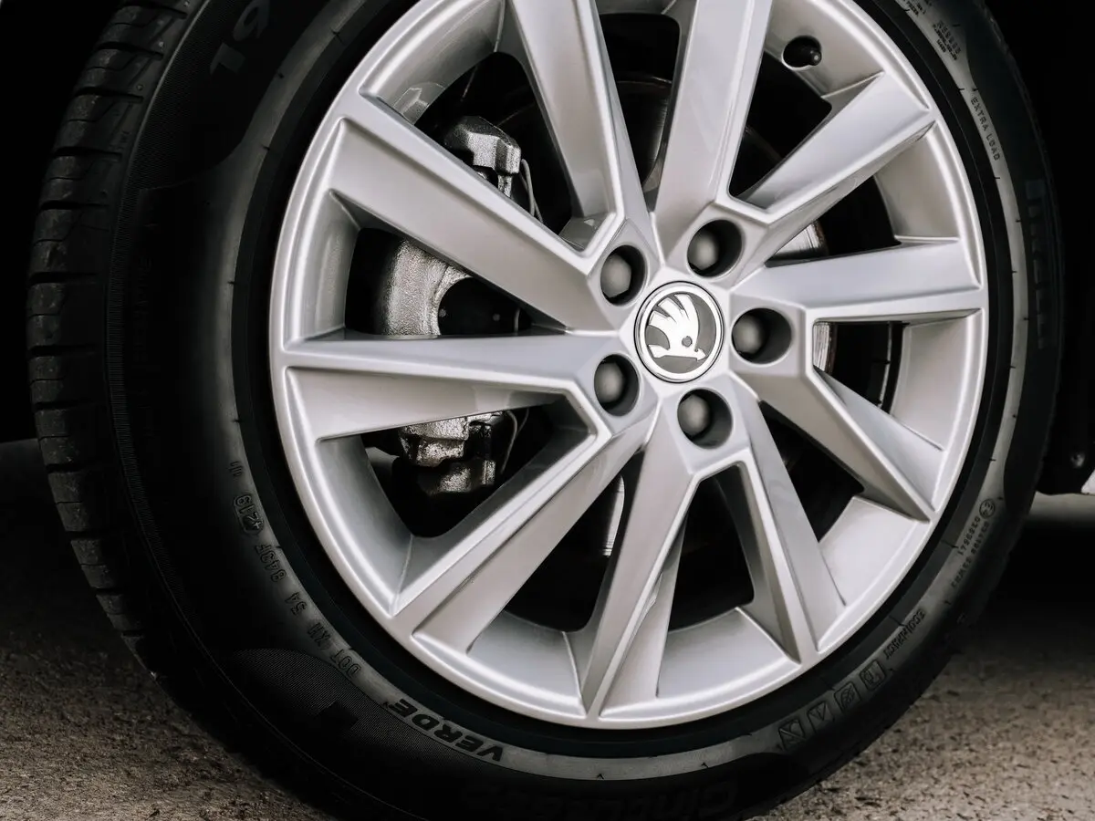 Skoda Rapid II Лифтбек — фото 17