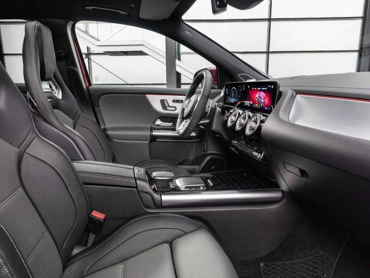 Mercedes-Benz GLA AMG II (H247) Внедорожник 5 дв. — сүрөт 7