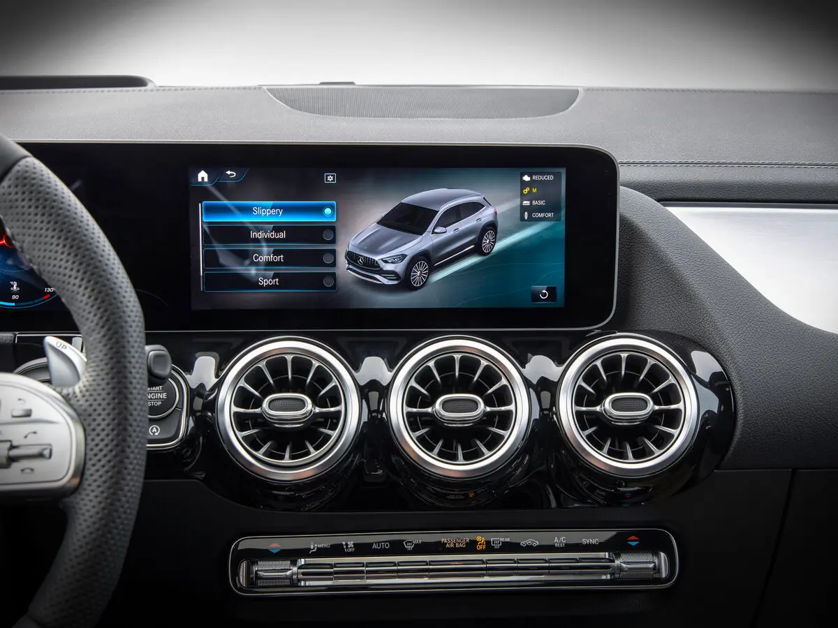 Mercedes-Benz GLA AMG II (H247) Внедорожник 5 дв. — сүрөт 16