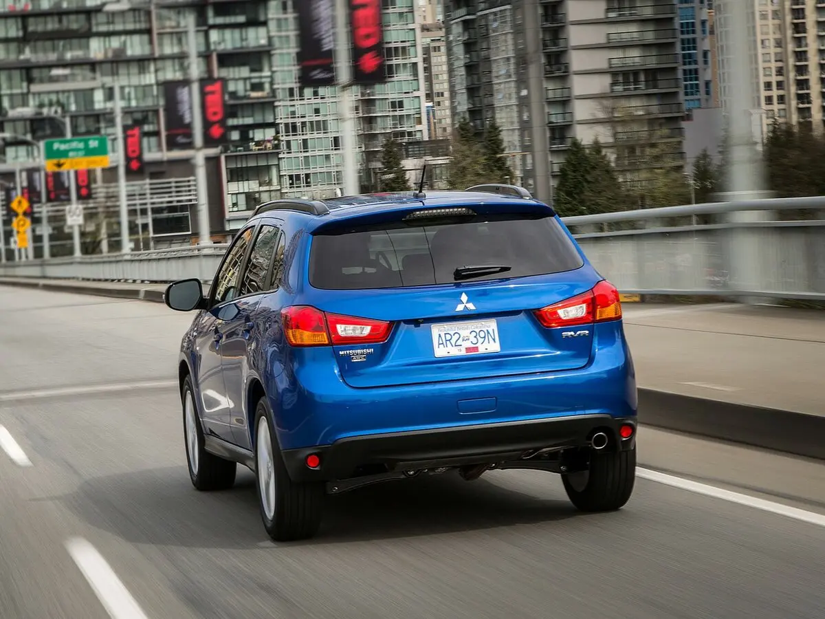 Mitsubishi RVR III Рестайлинг Внедорожник 5 дв. — photo 4