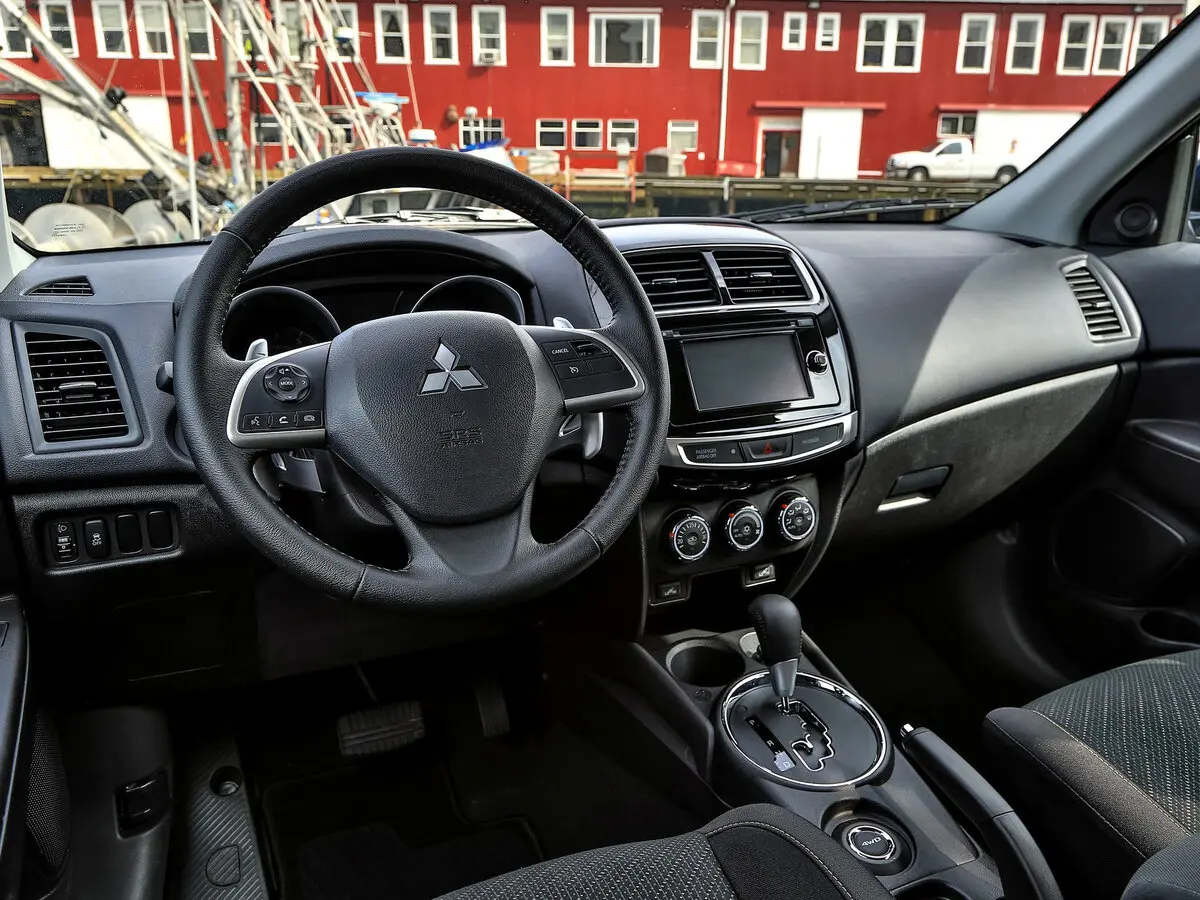 Mitsubishi RVR III Рестайлинг Внедорожник 5 дв. — photo 6
