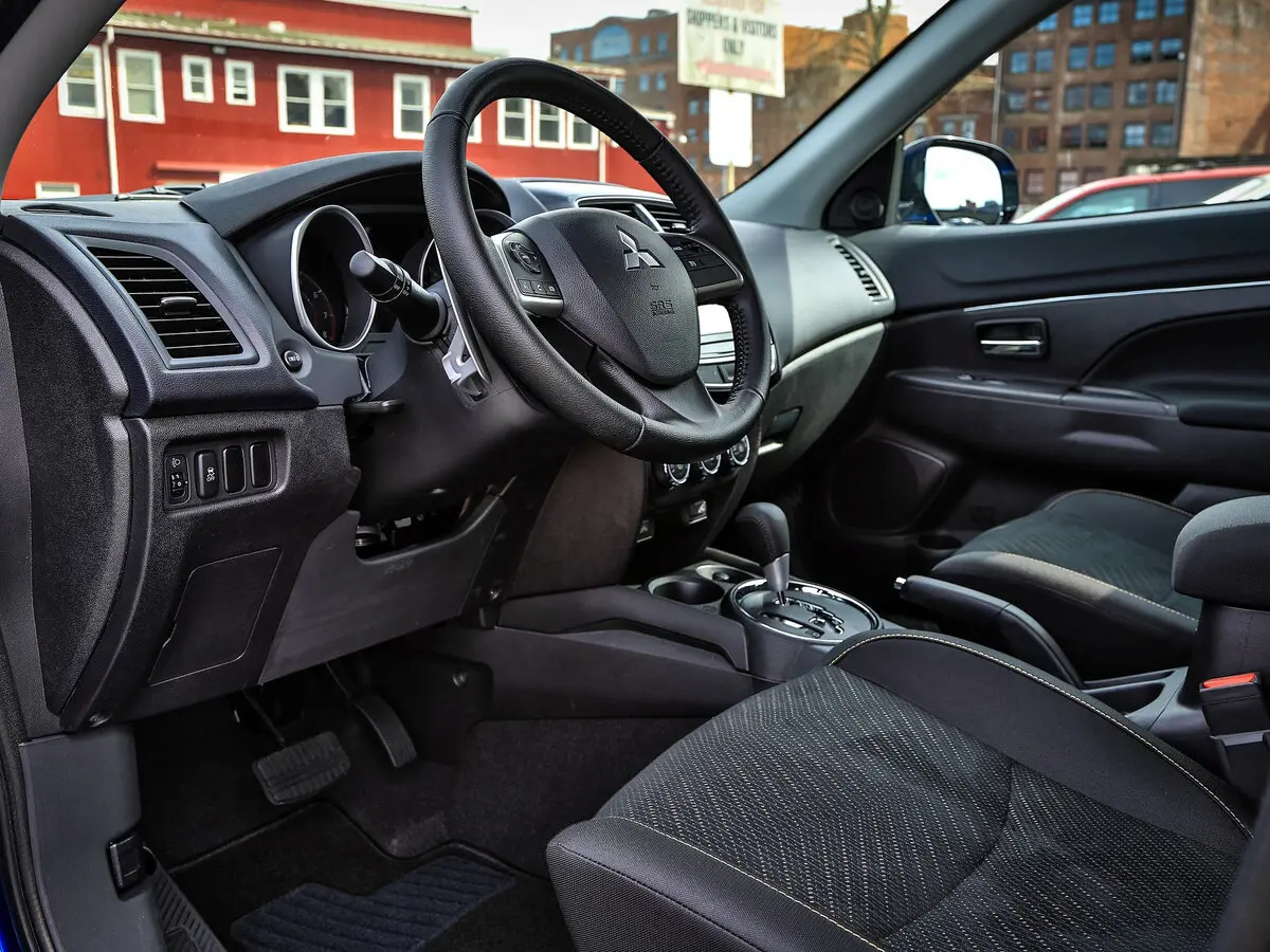 Mitsubishi RVR III Рестайлинг Внедорожник 5 дв. — photo 7