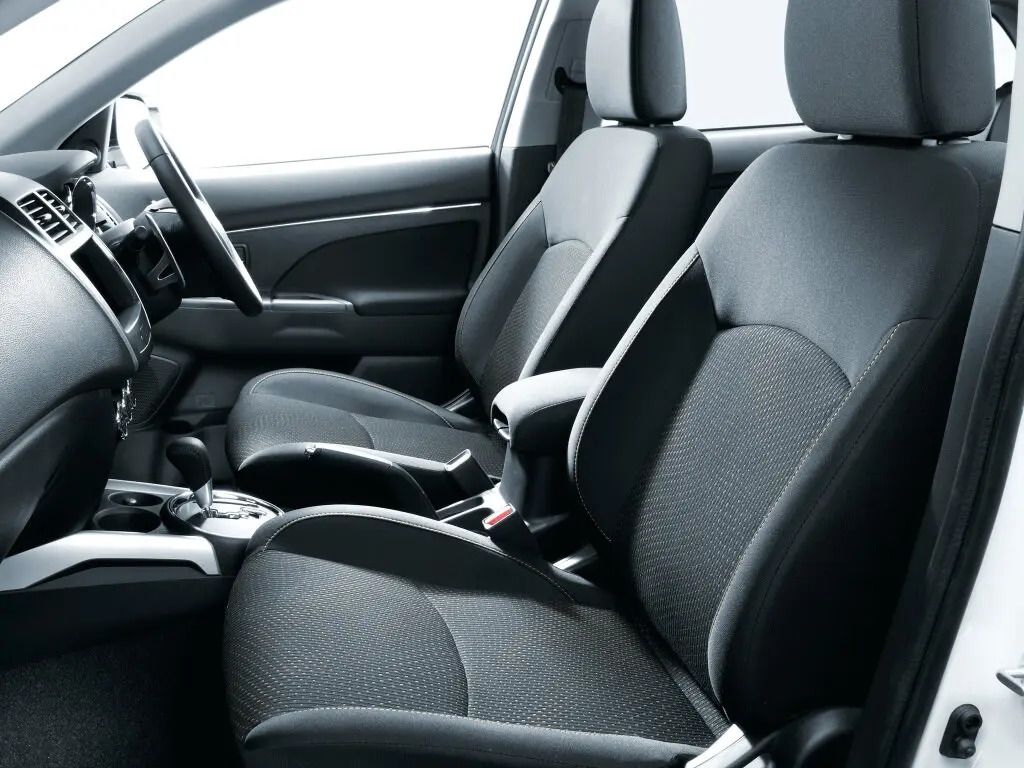 Mitsubishi RVR III Рестайлинг Внедорожник 5 дв. — photo 8