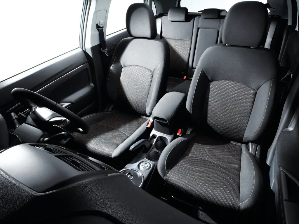 Mitsubishi RVR III Рестайлинг Внедорожник 5 дв. — photo 9