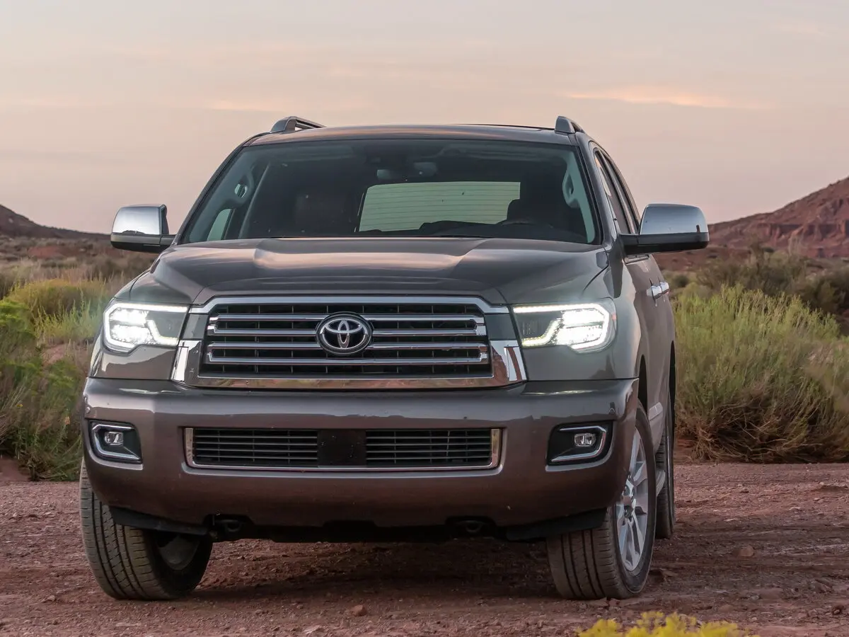 Toyota Sequoia II Рестайлинг Внедорожник 5 дв. — фото 3