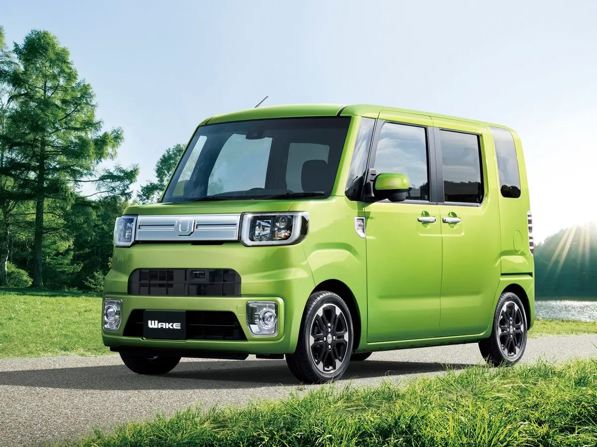 Daihatsu Wake I