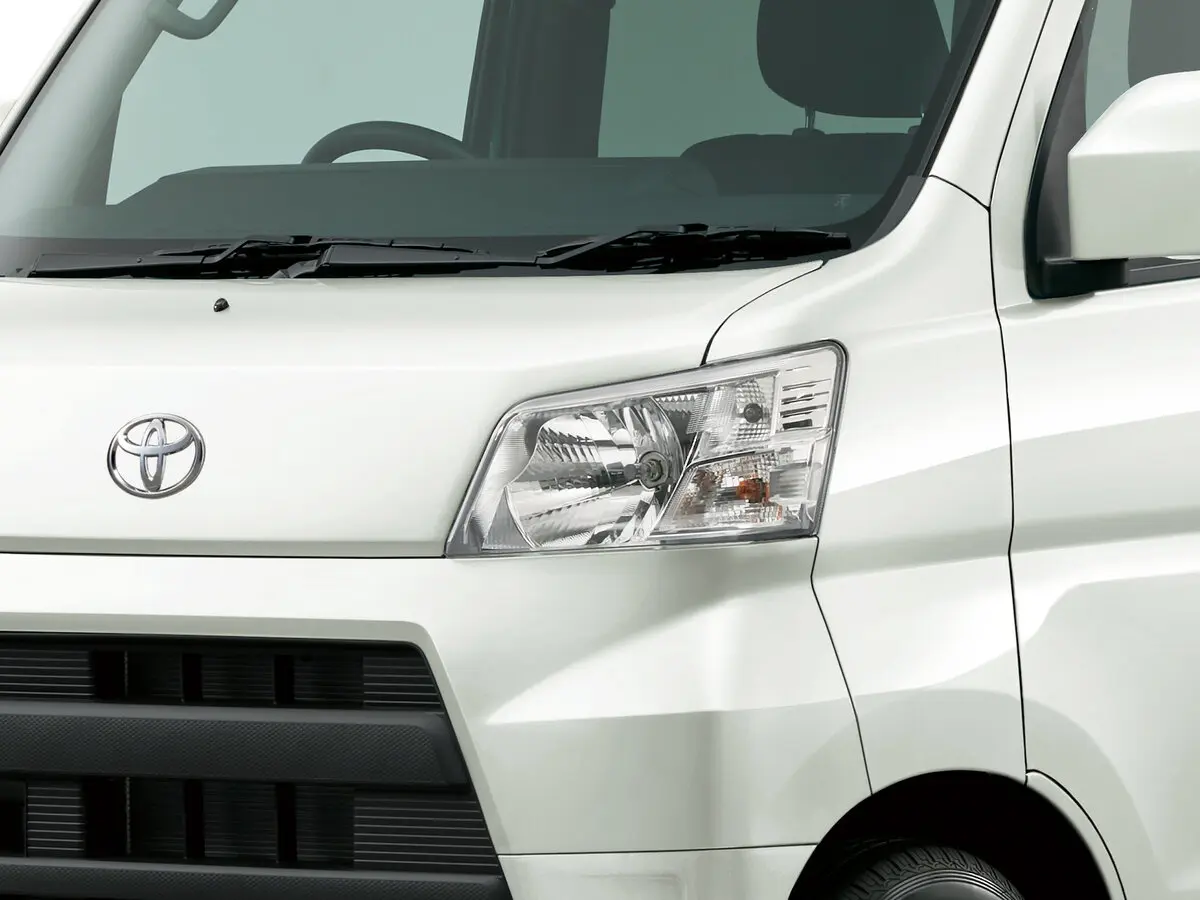 Toyota Pixis Van I Рестайлинг Микровэн — фото 4