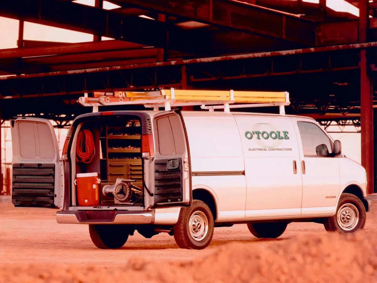 Chevrolet Express I Фургон — photo 3