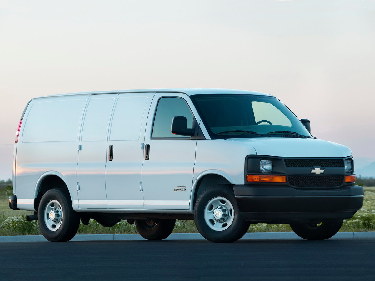 Chevrolet Express II Фургон