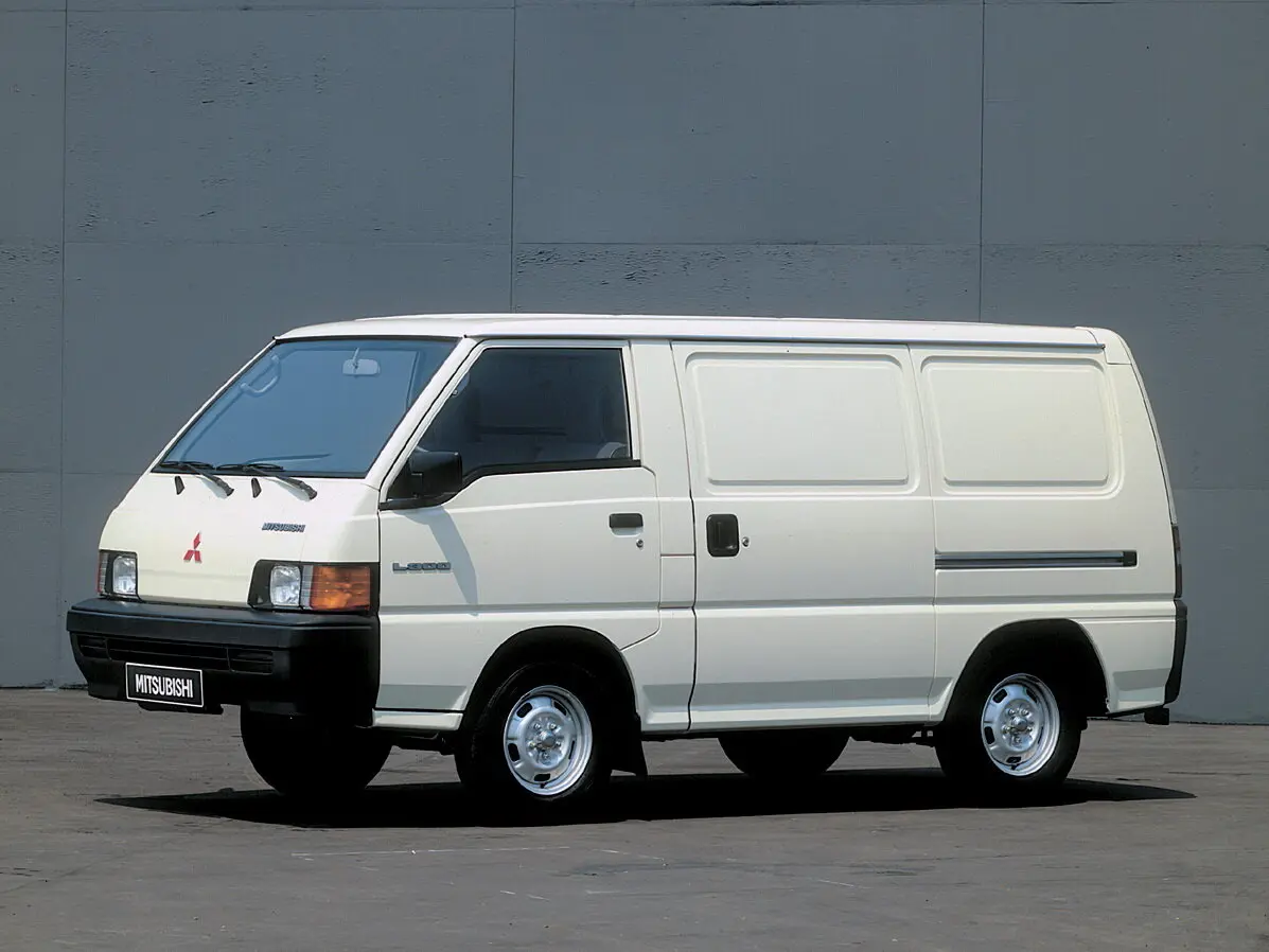 Mitsubishi L300 II Фургон