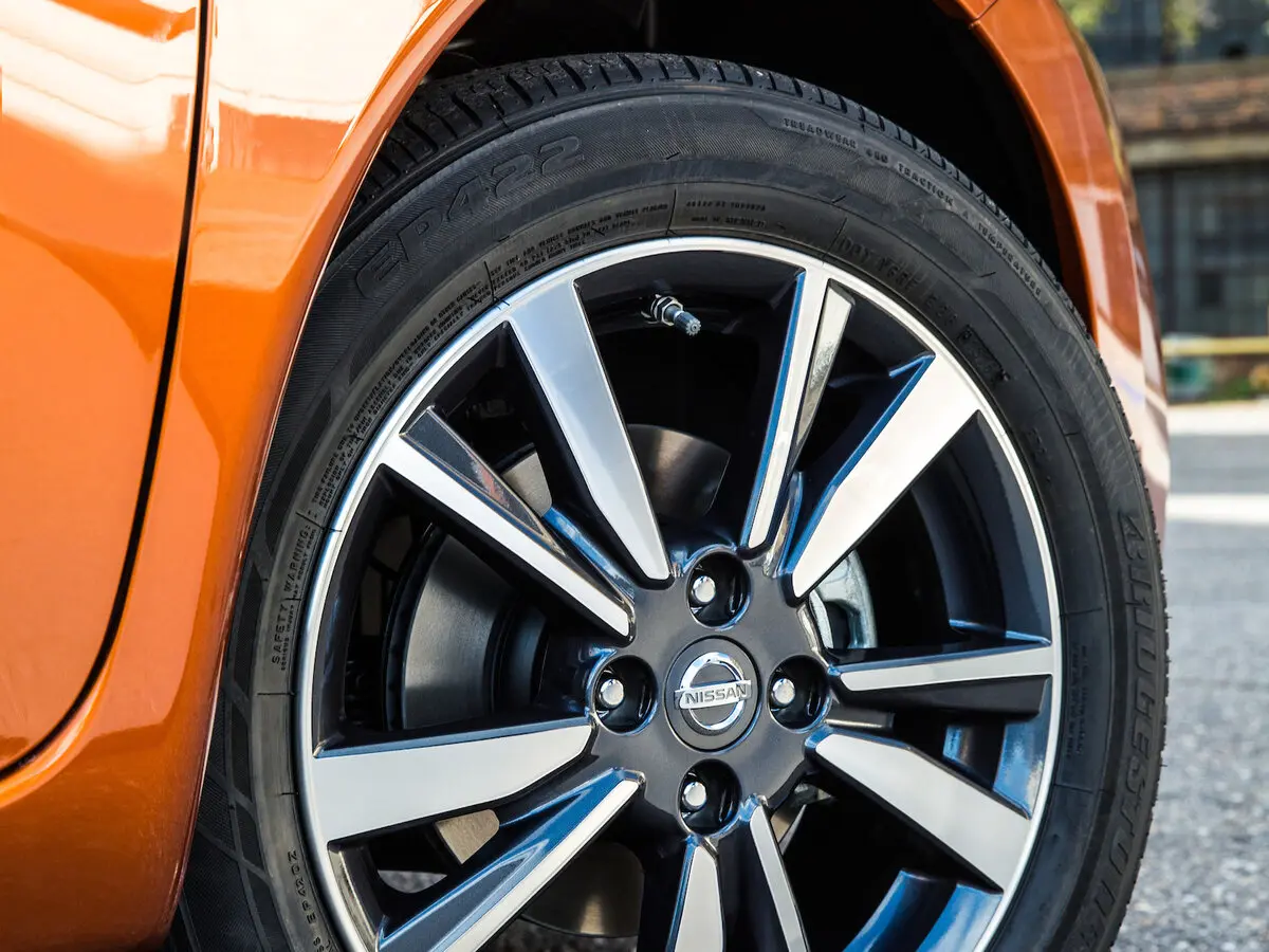 Nissan Note II Рестайлинг Хэтчбек 5 дв. — photo 15