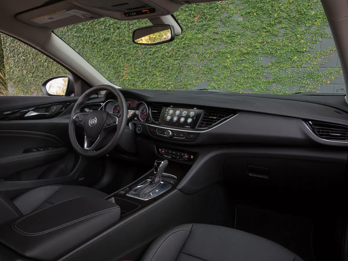 Buick Regal VI Лифтбек — сүрөт 8
