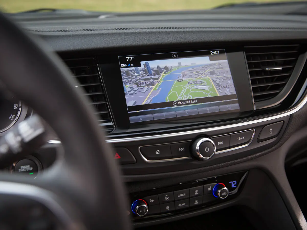 Buick Regal VI Лифтбек — сүрөт 12