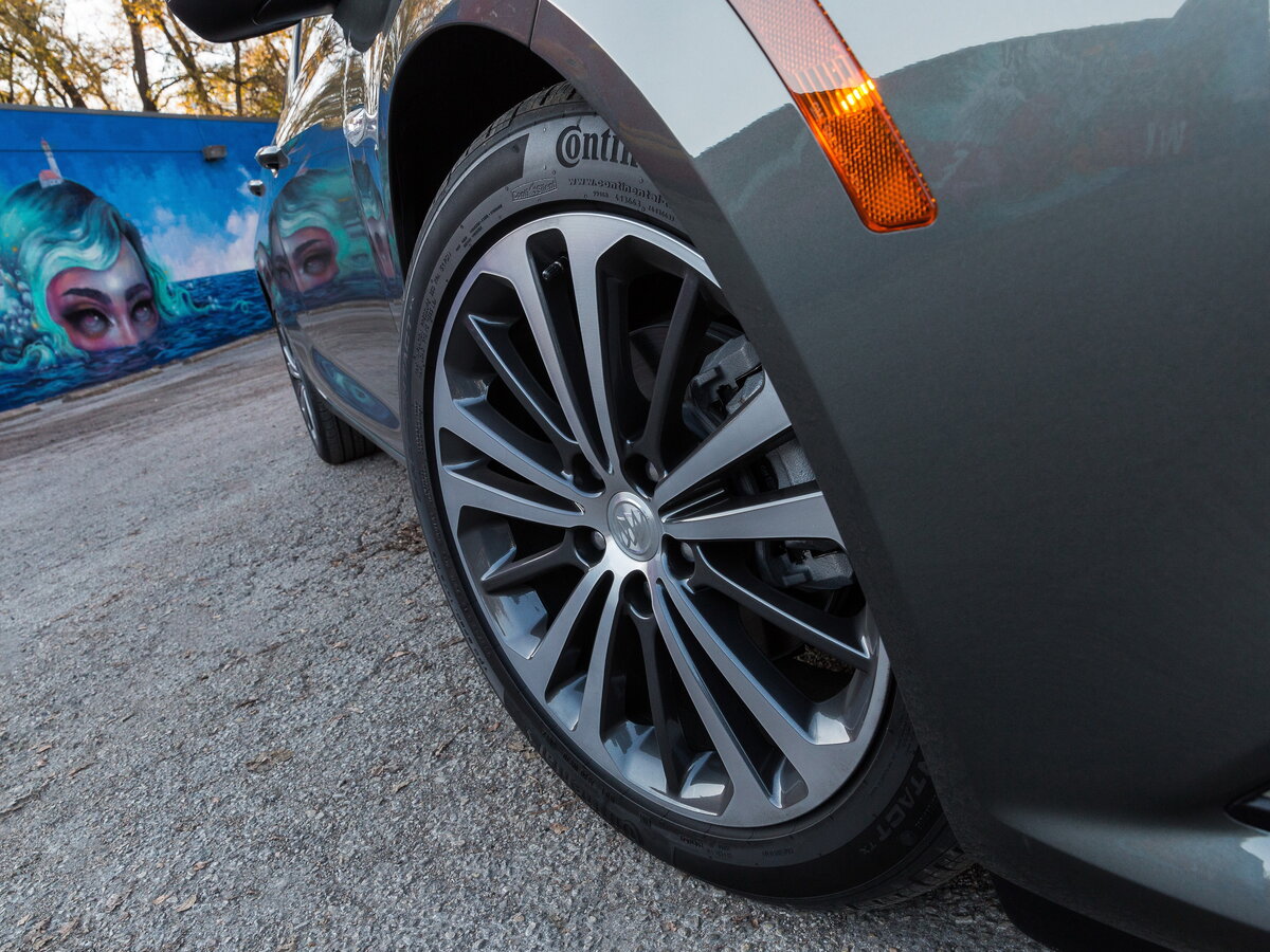 Buick Regal VI Лифтбек — фото 14