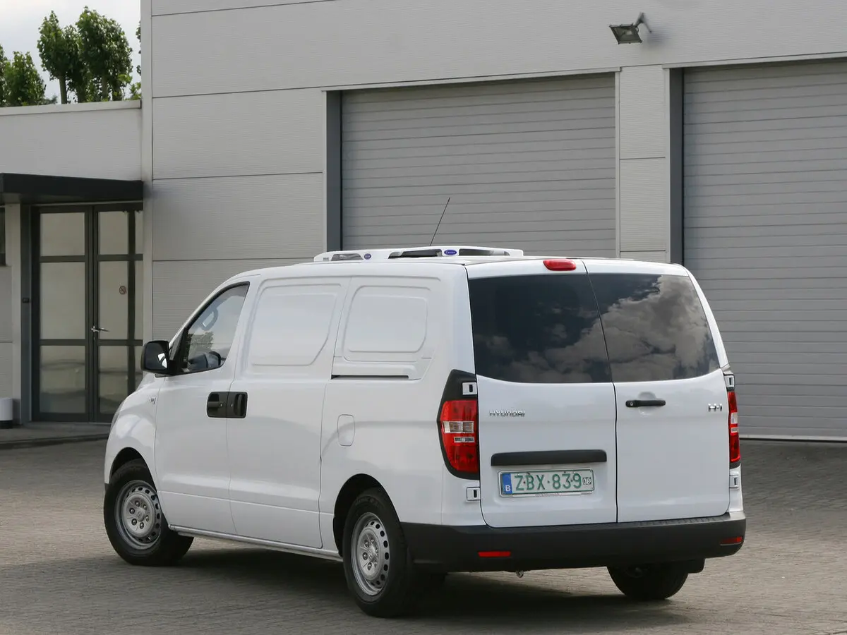 Hyundai H-1 II Фургон — фото 5