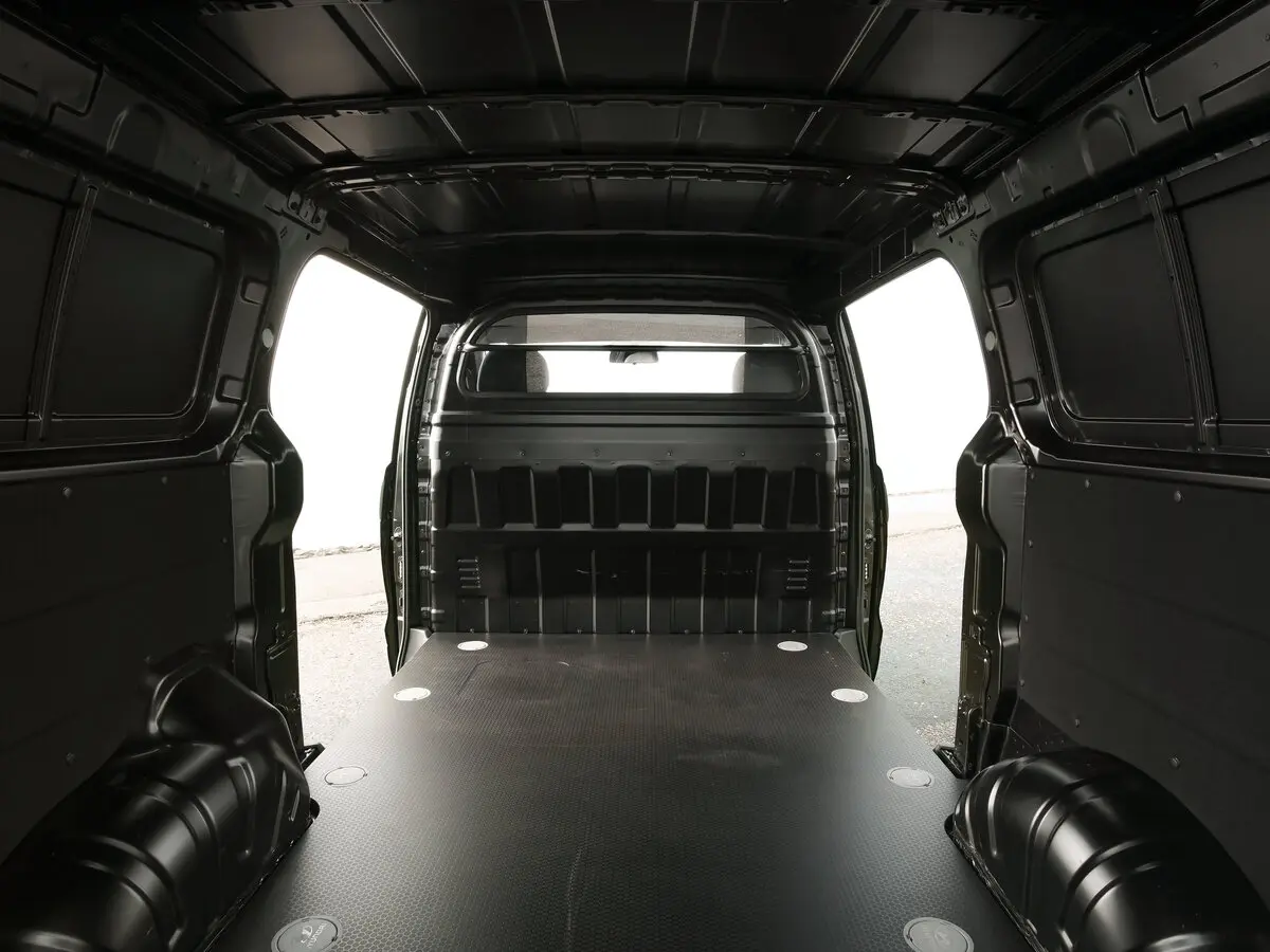 Hyundai H-1 II Рестайлинг 2 Фургон — фото 5