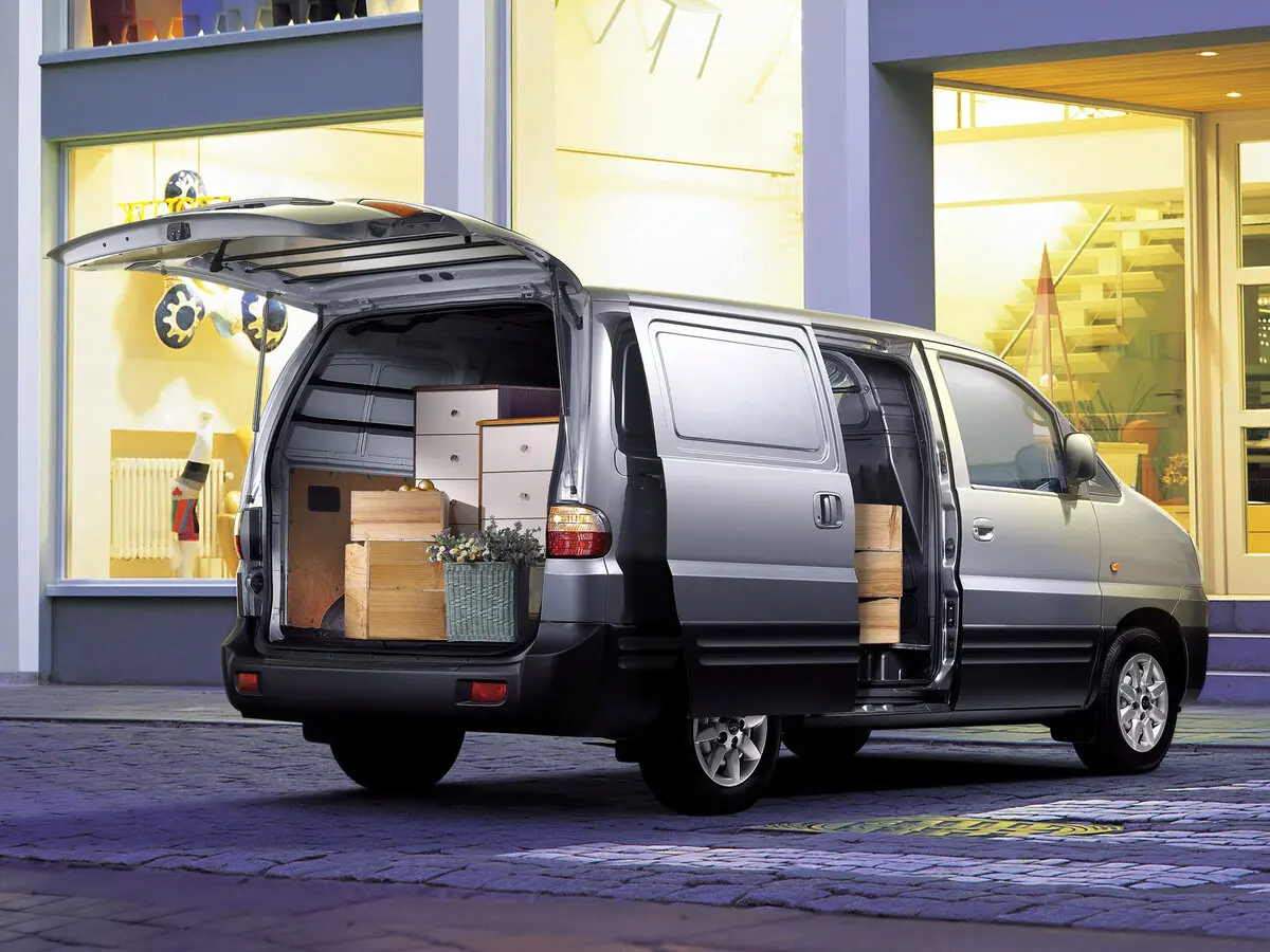 Hyundai H-1 I Рестайлинг Фургон — фото 2