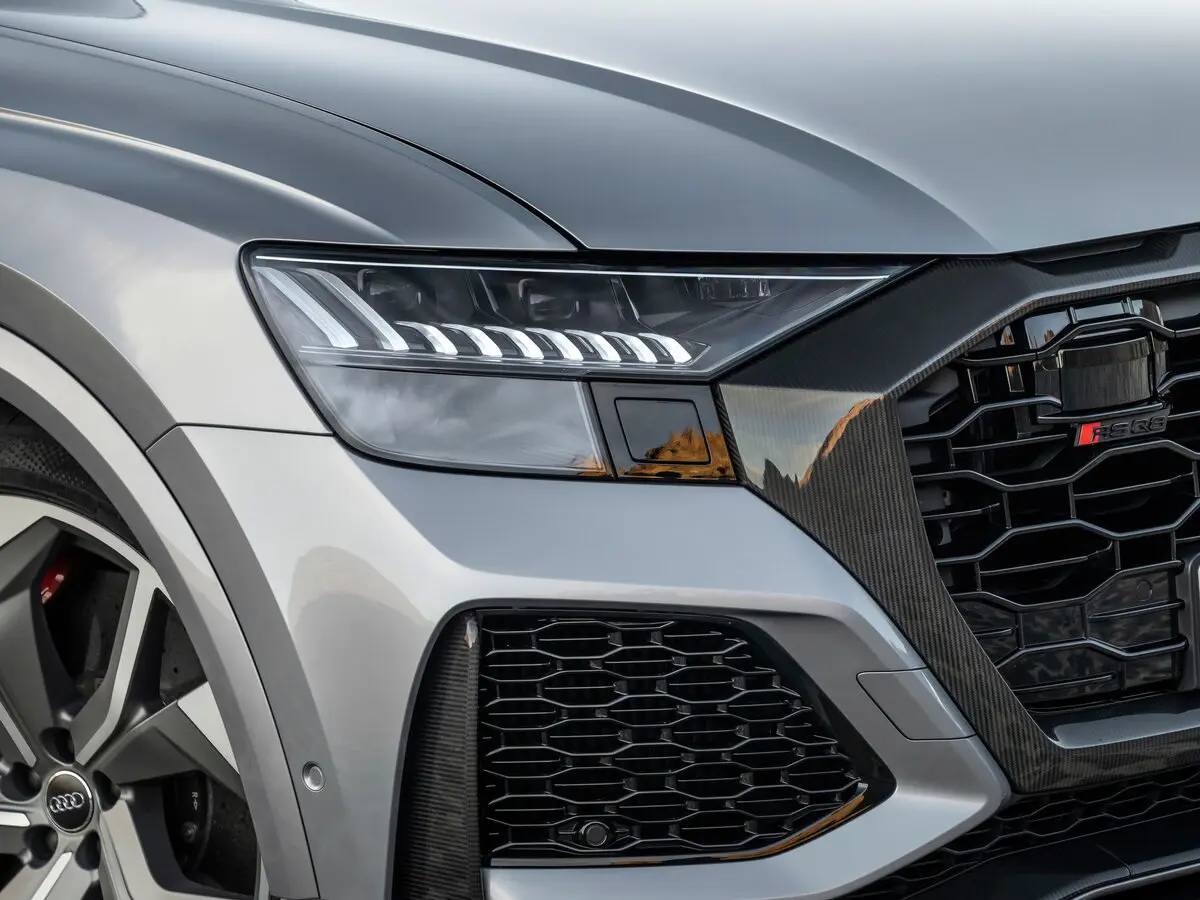 Audi RS Q8 I Внедорожник 5 дв. — сүрөт 14