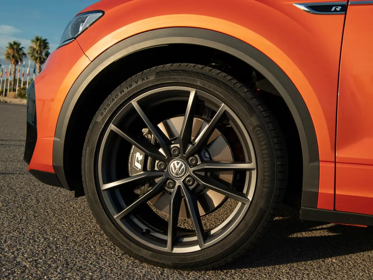 Volkswagen T-Roc R I Внедорожник 5 дв. — фото 19
