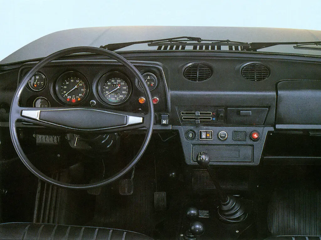 Lada (ВАЗ) 2121 (4x4) I Внедорожник 3 дв. — 照片 6