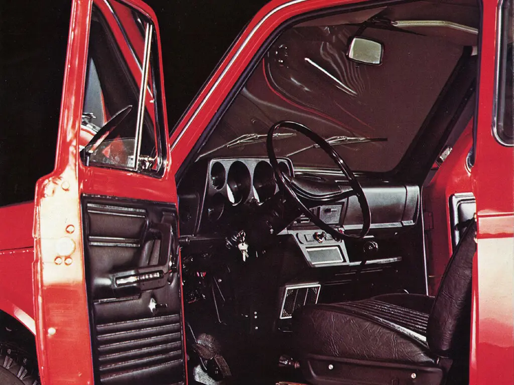 Lada (ВАЗ) 2121 (4x4) I Внедорожник 3 дв. — 照片 7