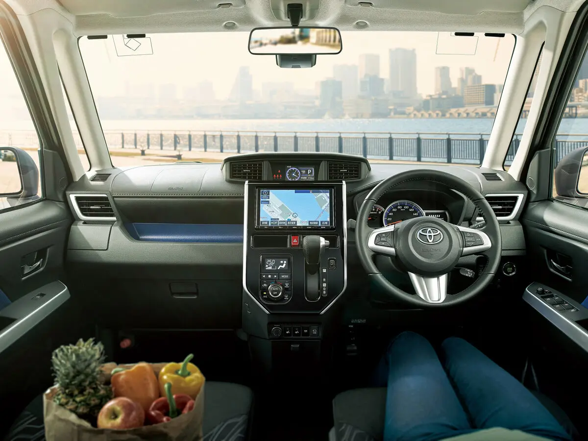Toyota Roomy I Микровэн — фото 6