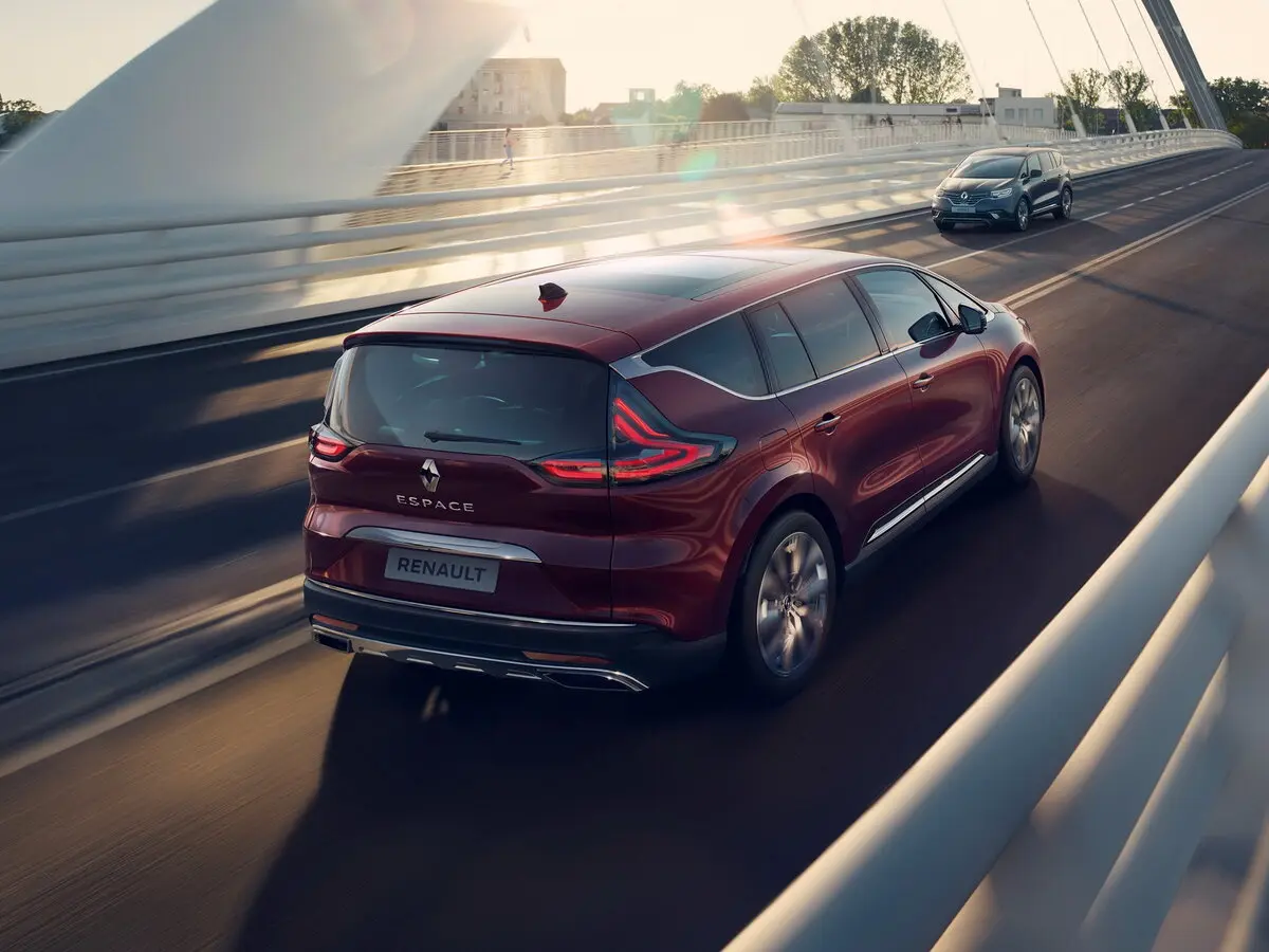 Renault Espace V Рестайлинг Минивэн — фото 5