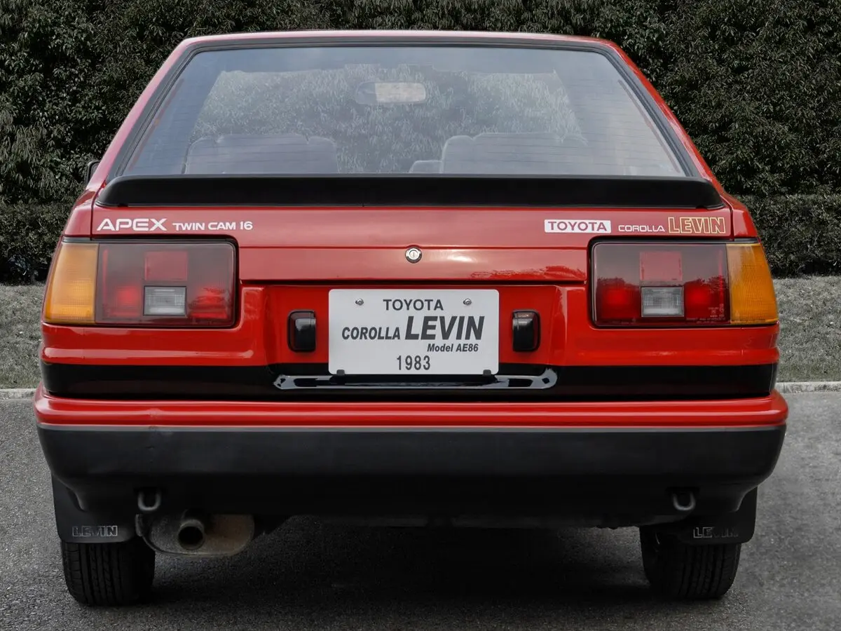 Toyota Corolla Levin IV (AE85/AE86) Купе — сүрөт 4