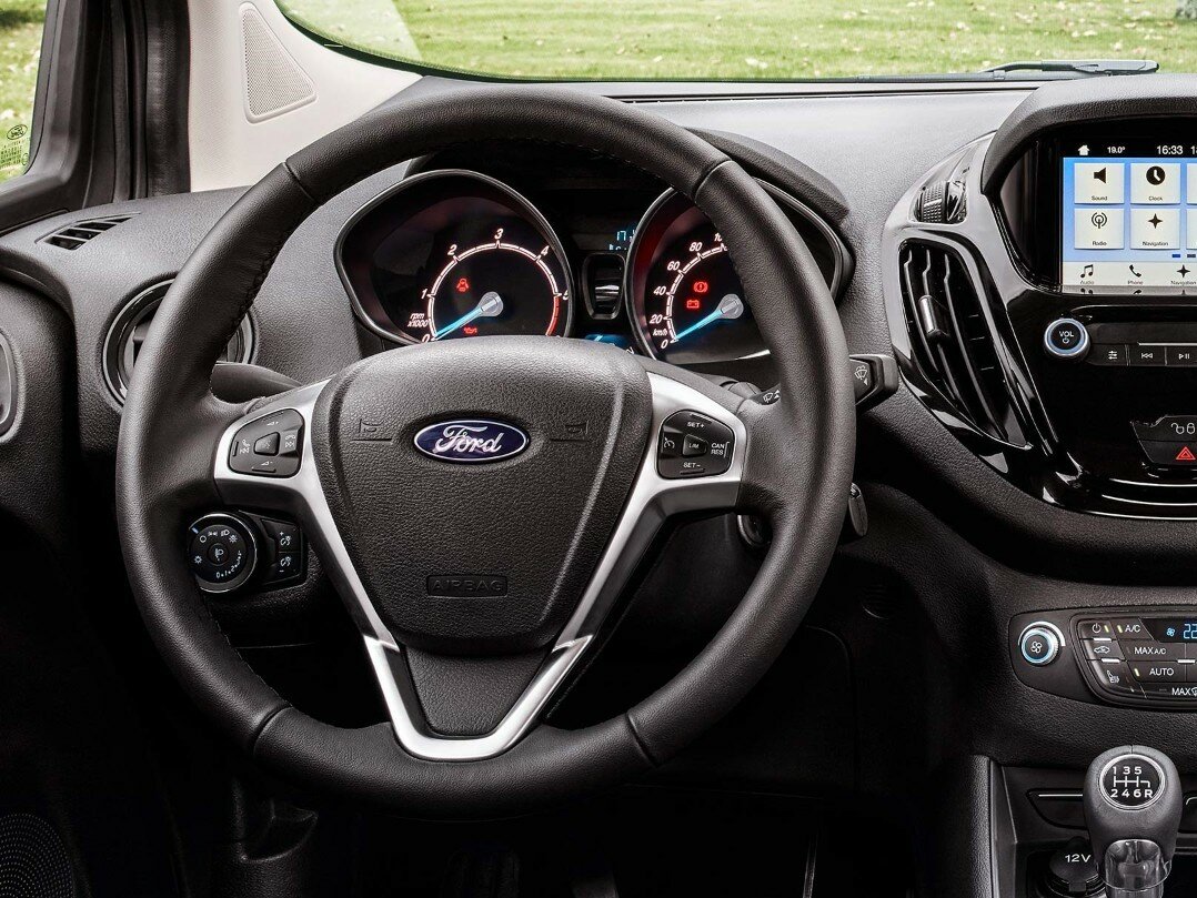Ford Tourneo Courier I Рестайлинг Компактвэн — фото 9