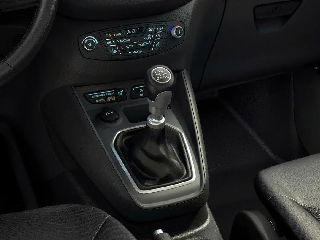 Ford Tourneo Courier I Рестайлинг Компактвэн — photo 11