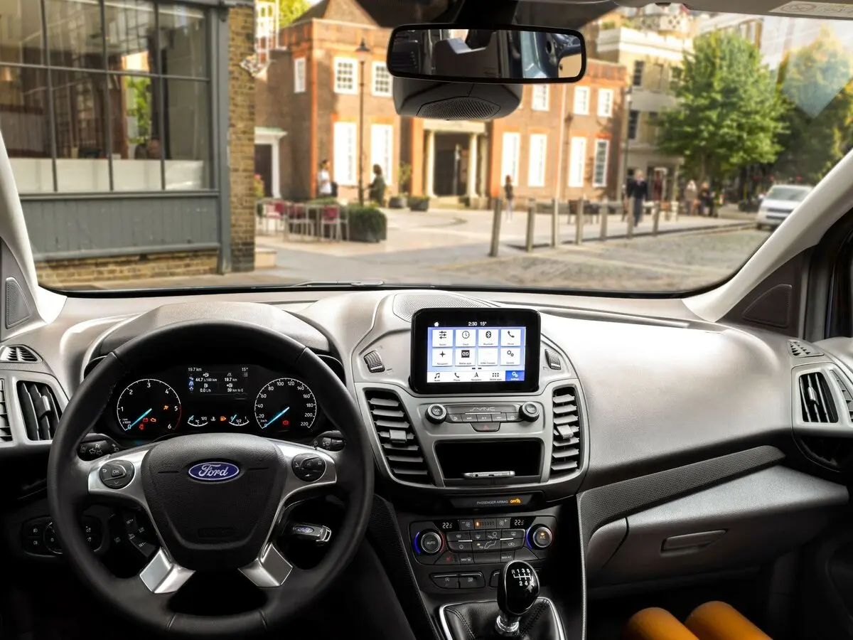 Ford Tourneo Connect II Рестайлинг Компактвэн — сүрөт 4