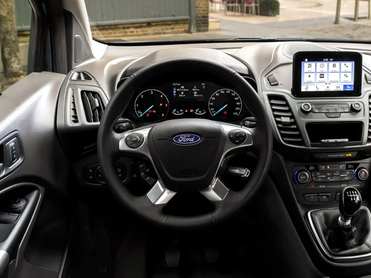 Ford Tourneo Connect II Рестайлинг Компактвэн — сүрөт 8