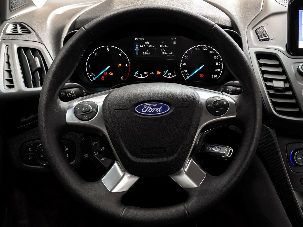 Ford Tourneo Connect II Рестайлинг Компактвэн Grand