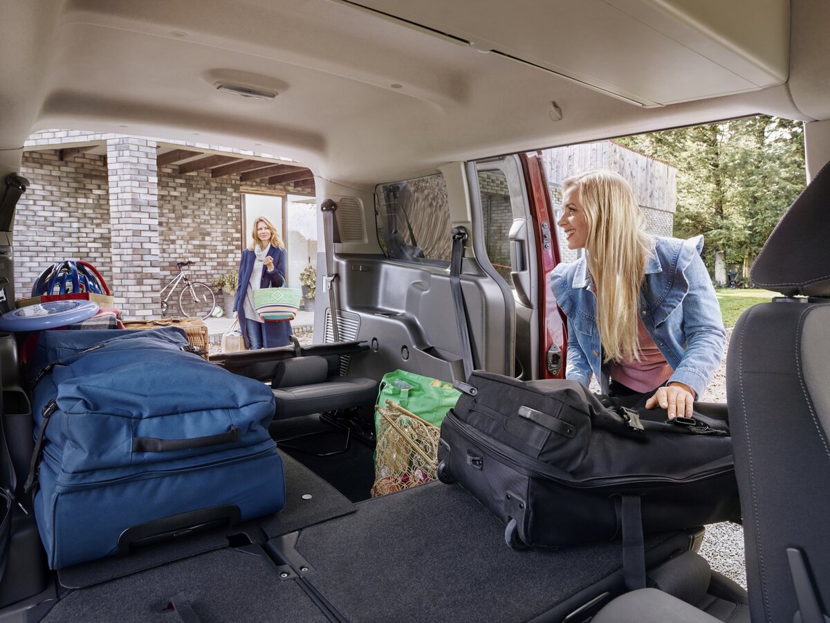 Ford Tourneo Connect II Рестайлинг Компактвэн Grand