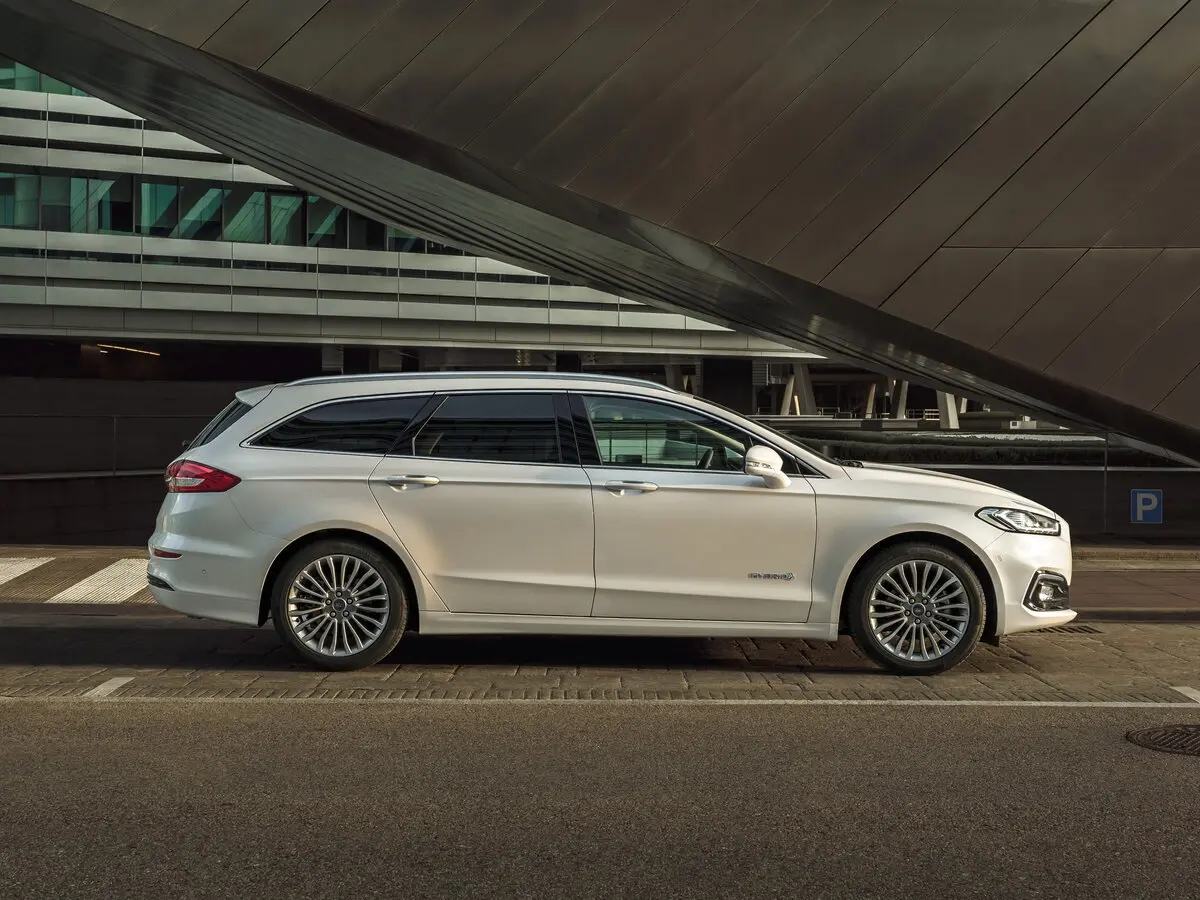 Ford Mondeo V Рестайлинг Универсал 5 дв. — фото 2