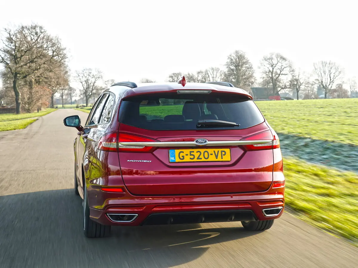 Ford Mondeo V Рестайлинг Универсал 5 дв. — фото 4